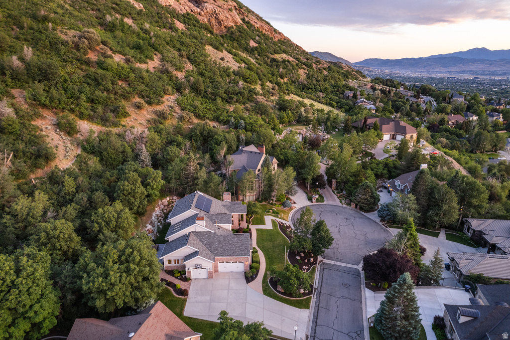 11939 S HIDDEN CANYON LN #16 Sandy, UT 84092