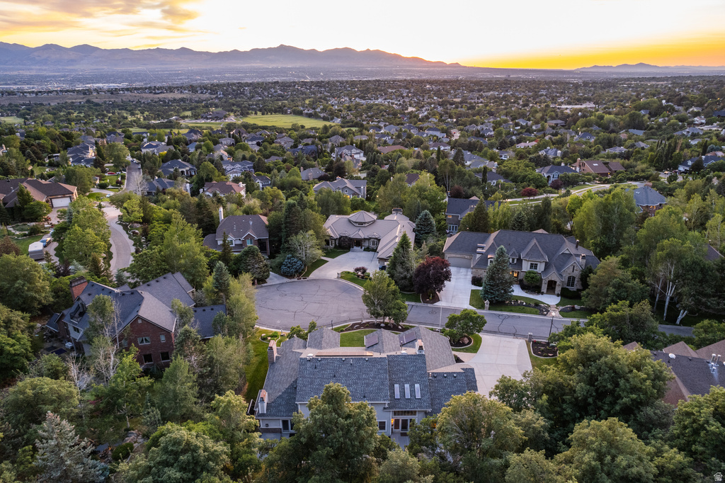 11939 S HIDDEN CANYON LN #16 Sandy, UT 84092