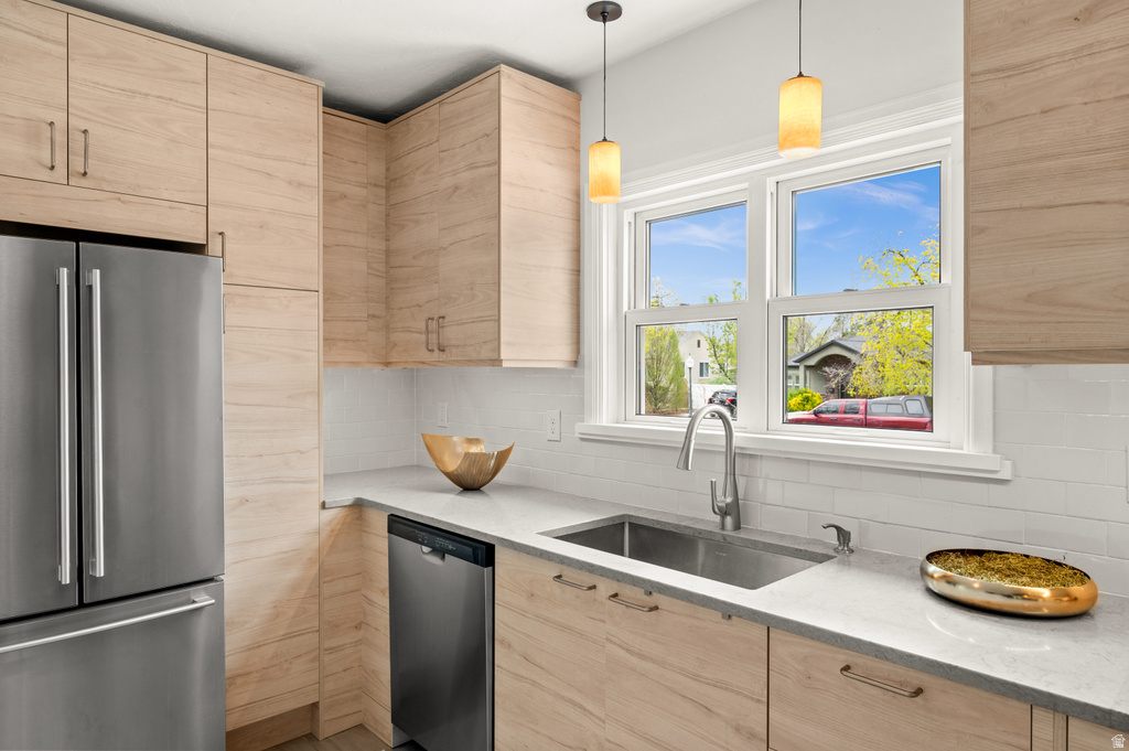 2227 S WELLINGTON ST Salt Lake City, UT 84106