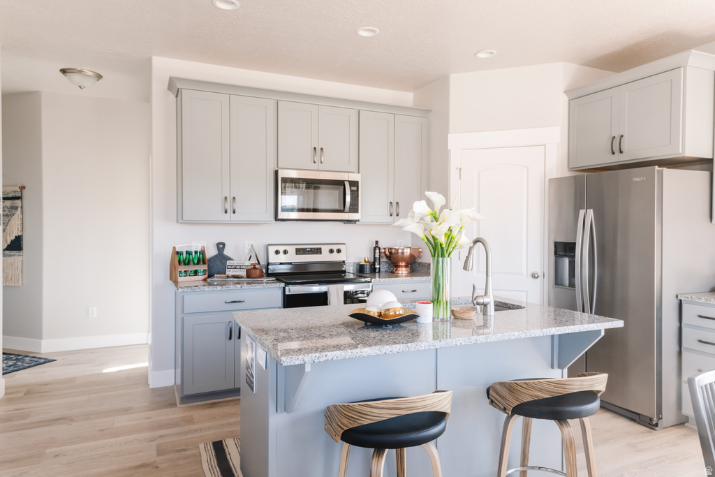 717 N HILLTOP DR Lehi, UT 84048