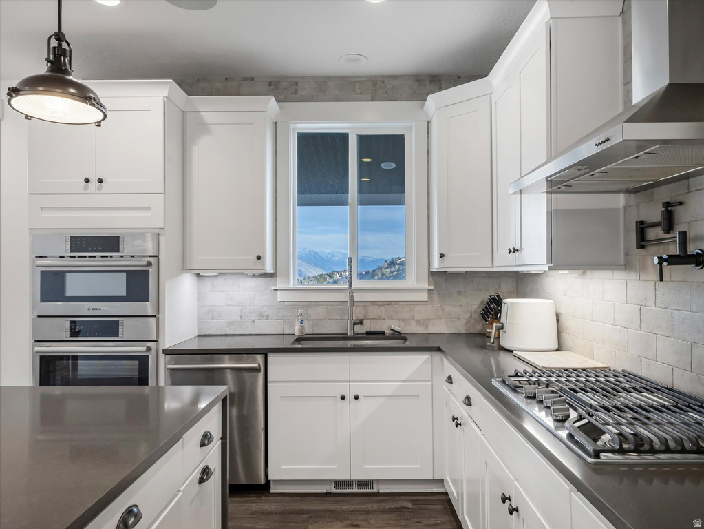 2208 E SNOW BLOSSOM WAY Draper, UT 84020