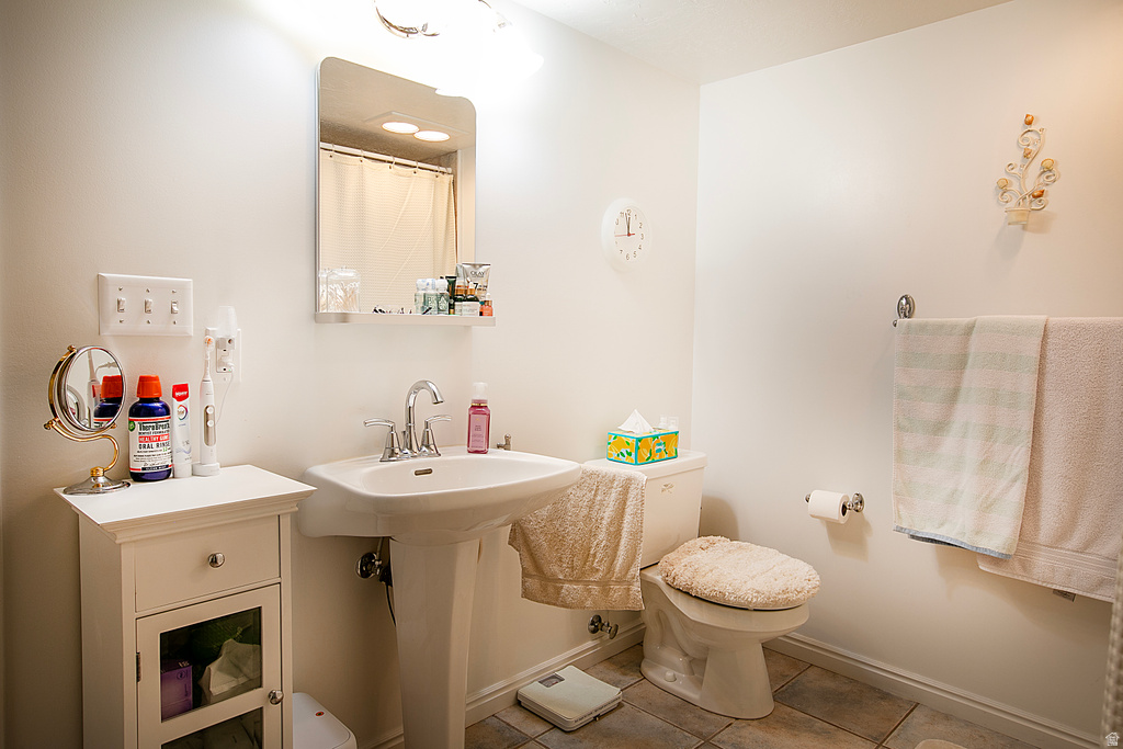 1068 E 5675 S South Ogden, UT 84405