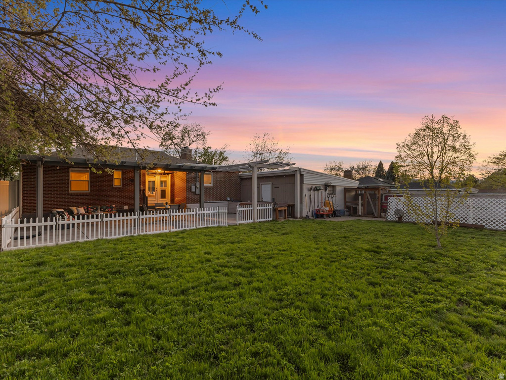 1401 E BROOKSHIRE DR Salt Lake City, UT 84106