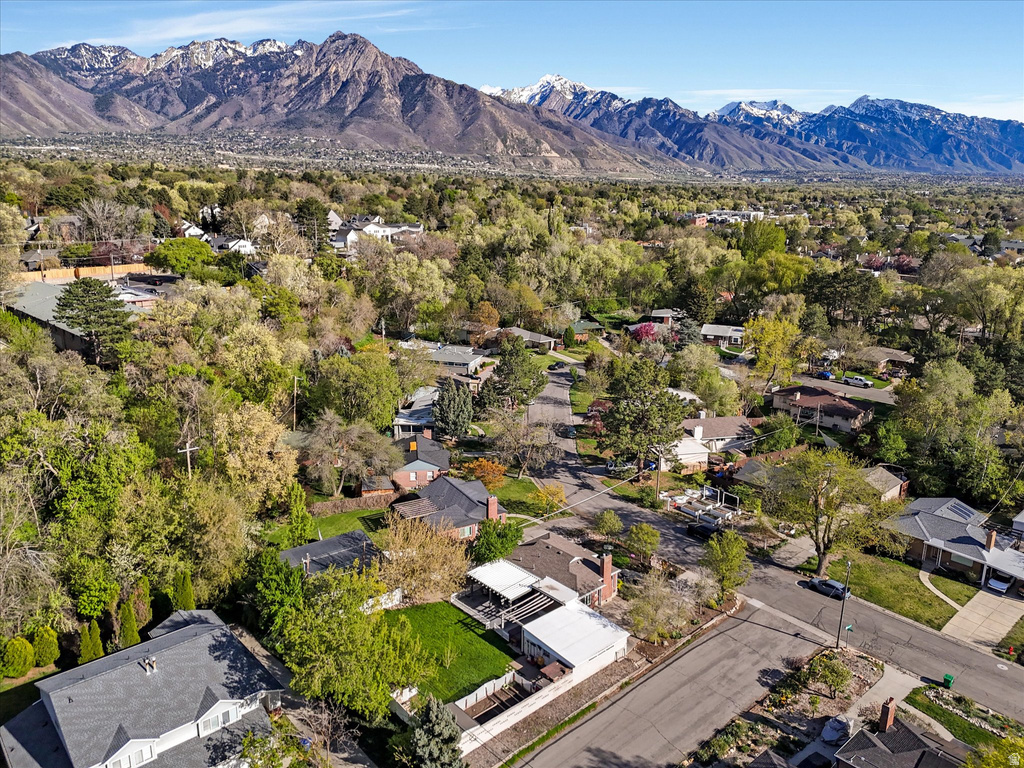 1401 E BROOKSHIRE DR Salt Lake City, UT 84106