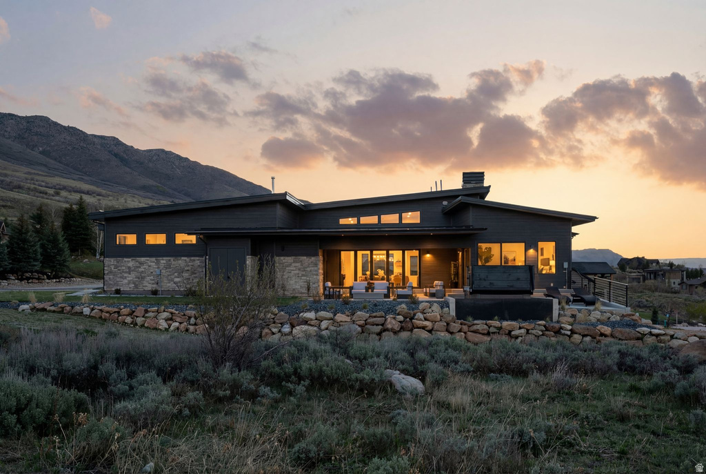 5585 E HIGHLAND VIEW CT Eden, UT 84310