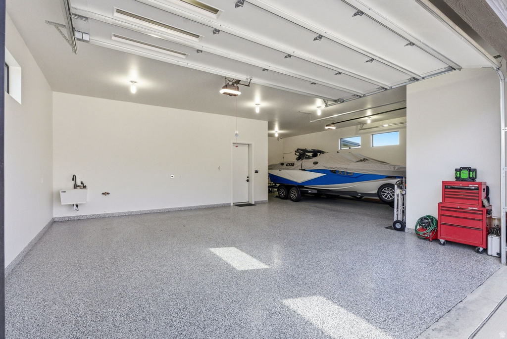 5585 E HIGHLAND VIEW CT Eden, UT 84310