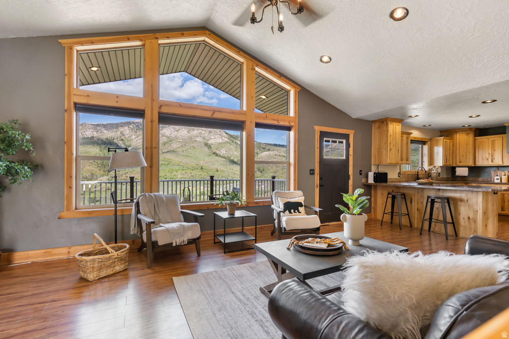 2013 N RIVER VIEW CIR Huntsville, UT 84317