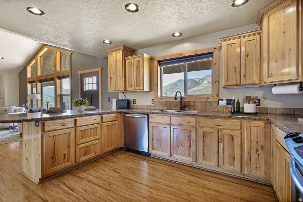 2013 N RIVER VIEW CIR Huntsville, UT 84317