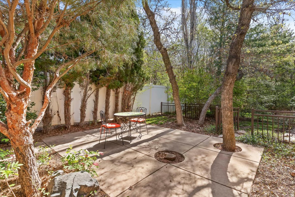 5074 IROQUOIS WAY Ogden, UT 84403