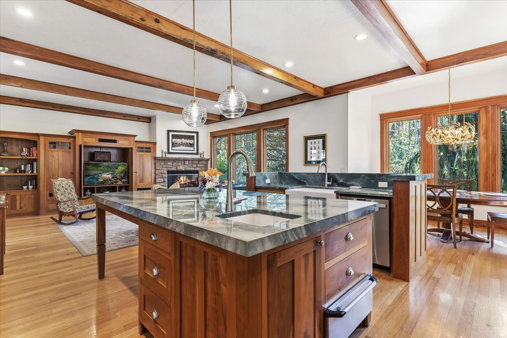 5074 IROQUOIS WAY Ogden, UT 84403