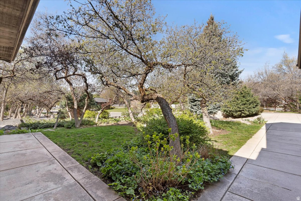 5074 IROQUOIS WAY Ogden, UT 84403