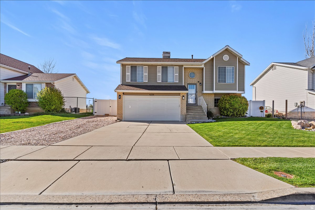 4259 W 5600 S Roy, UT 84067