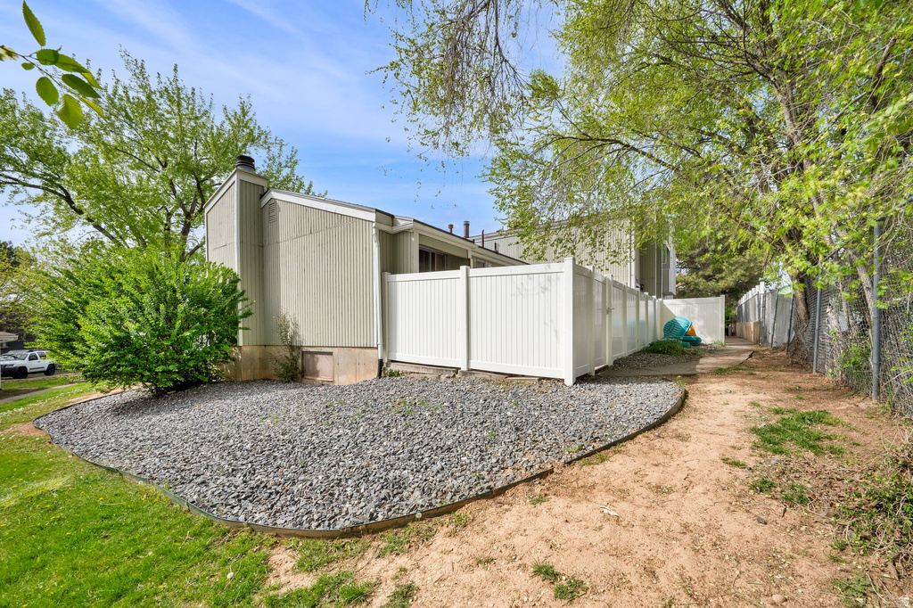 865 S 1650 E #A Clearfield, UT 84015