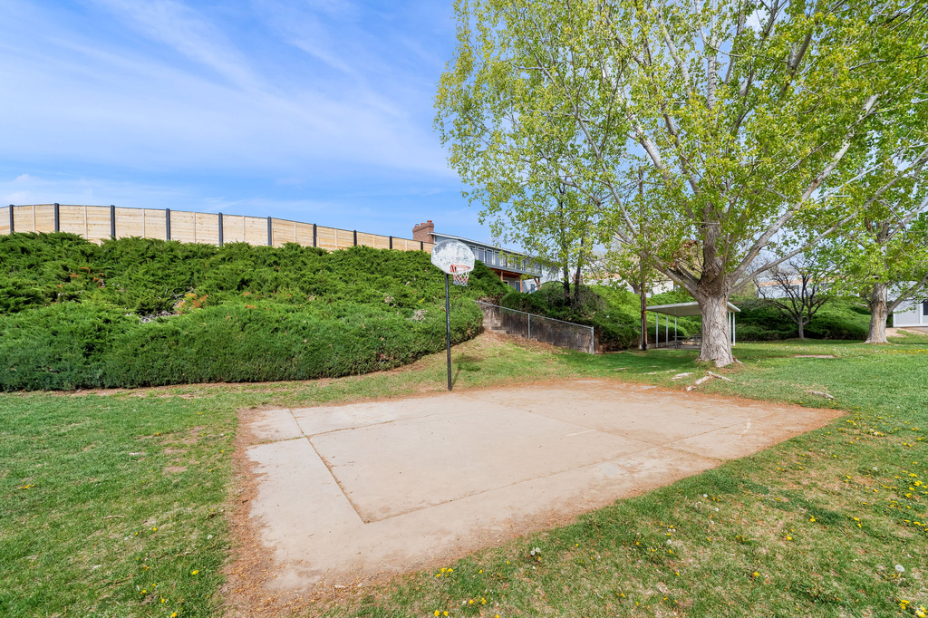 865 S 1650 E #A Clearfield, UT 84015