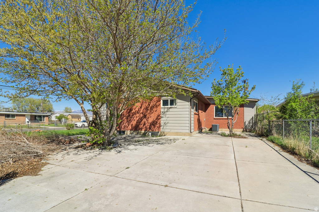 1785 W 3300 S West Valley City, UT 84119