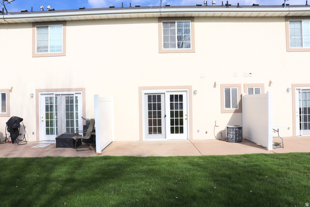 1555 S TALON DR Logan, UT 84321