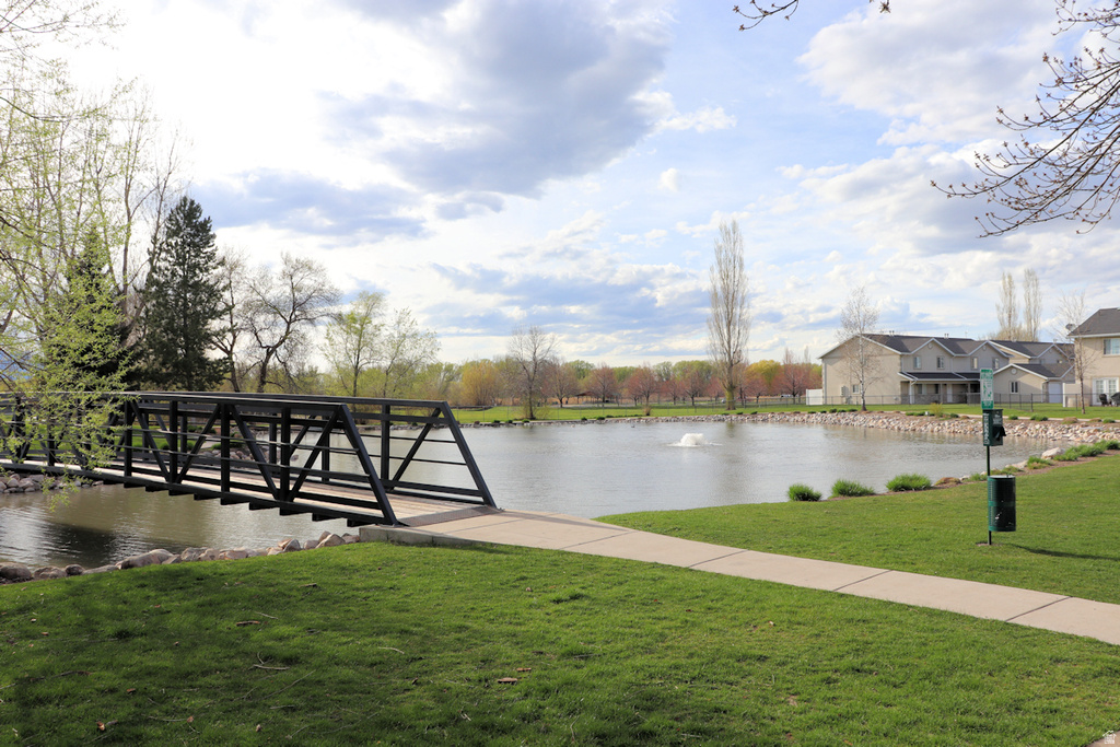 1555 S TALON DR Logan, UT 84321