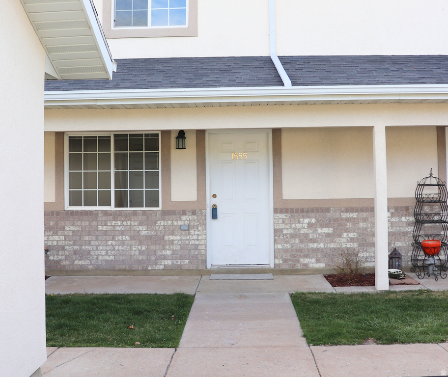 1555 S TALON DR Logan, UT 84321