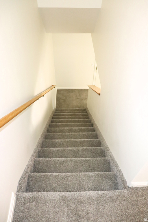 1555 S TALON DR Logan, UT 84321