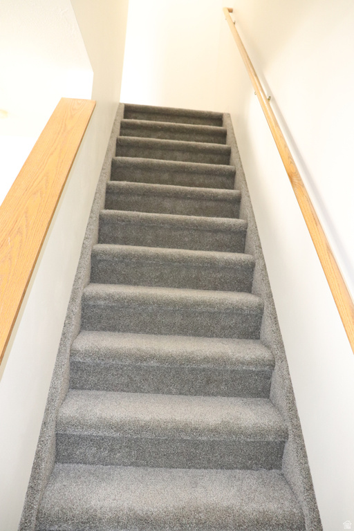 1555 S TALON DR Logan, UT 84321