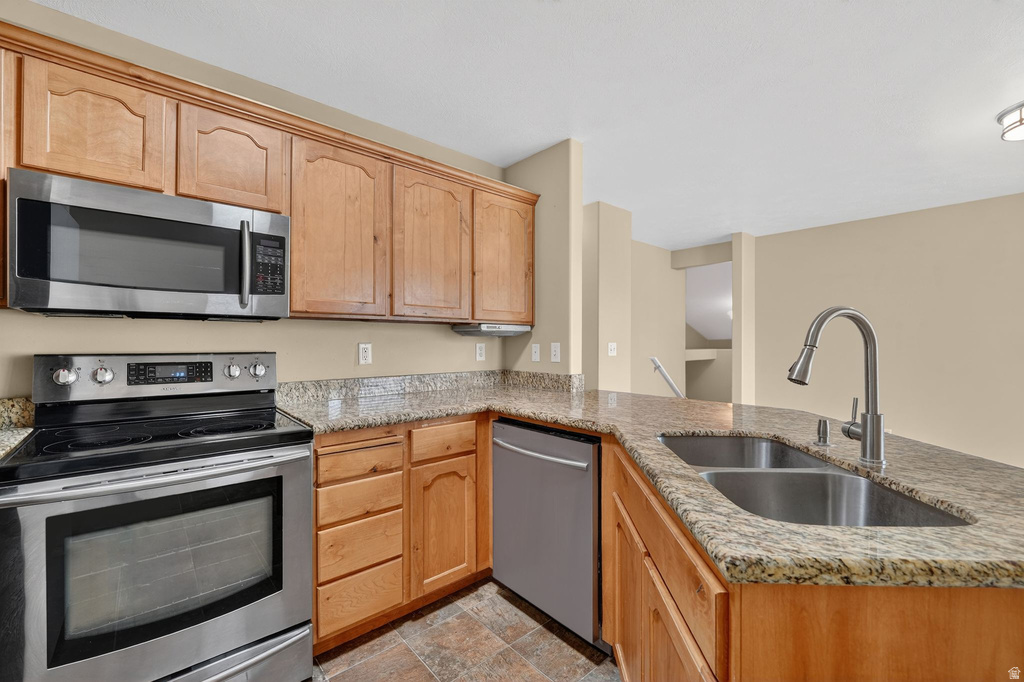 5367 RIDGE FLOWER WAY Salt Lake City, UT 84118