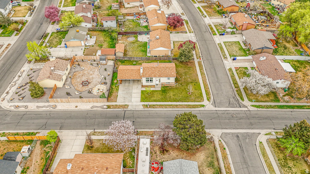 6003 S NIMBUS WAY Kearns, UT 84118