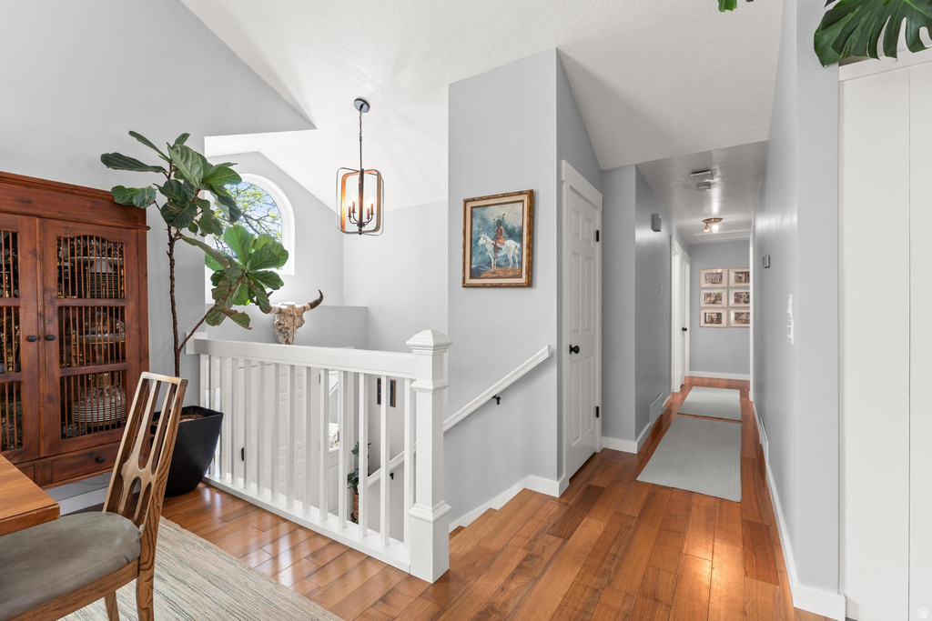 1769 E EDGECLIFF DR Sandy, UT 84092