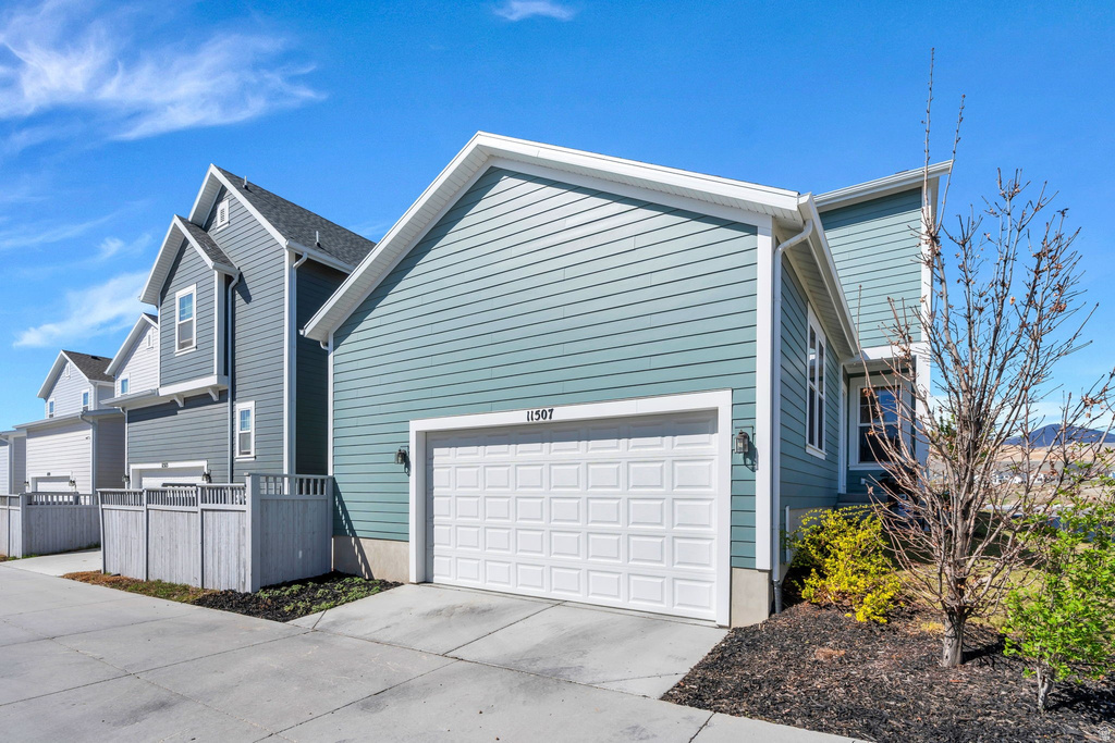 11507 S PROSPERITY RD South Jordan, UT 84009