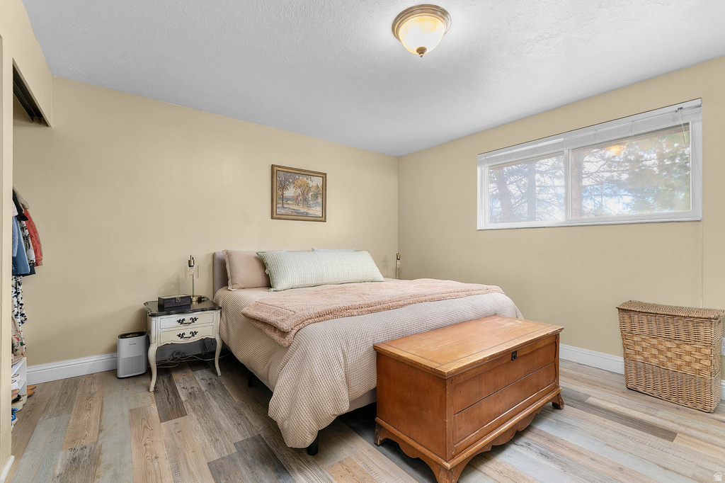 1758 E ABBEDALE LN Sandy, UT 84092