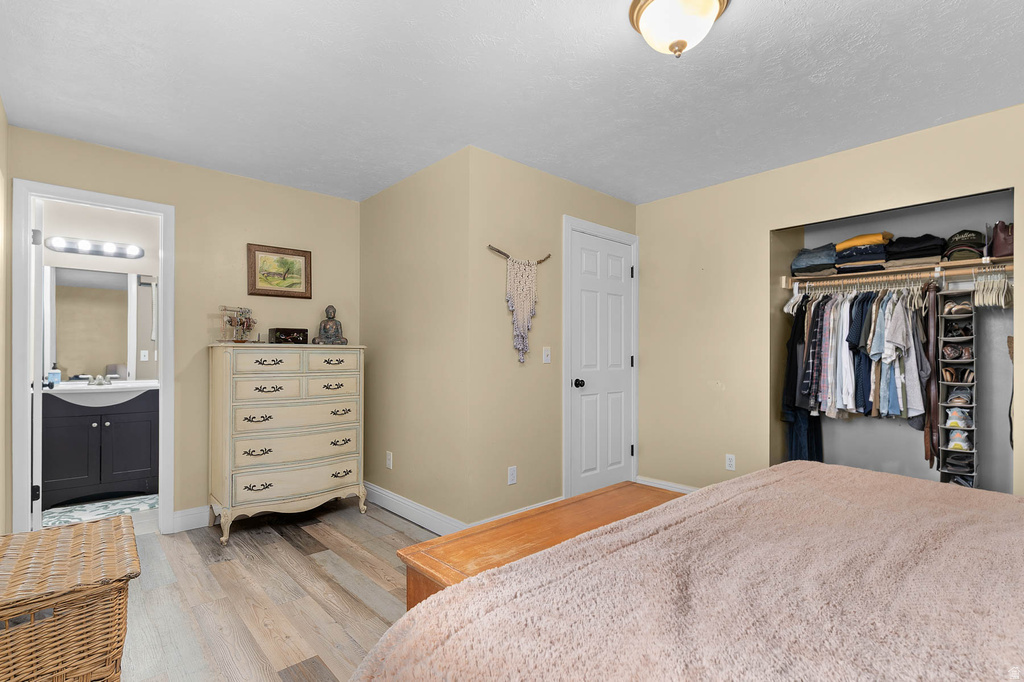 1758 E ABBEDALE LN Sandy, UT 84092