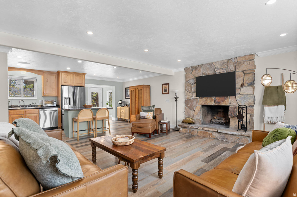 1758 E ABBEDALE LN Sandy, UT 84092