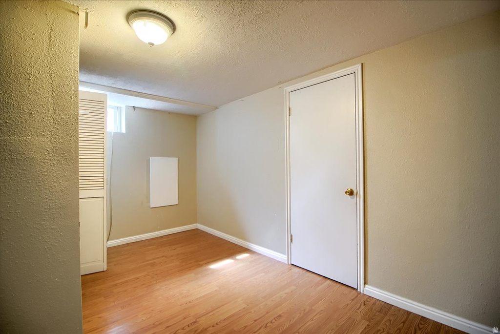 1453 S UTAHNA DR Salt Lake City, UT 84104