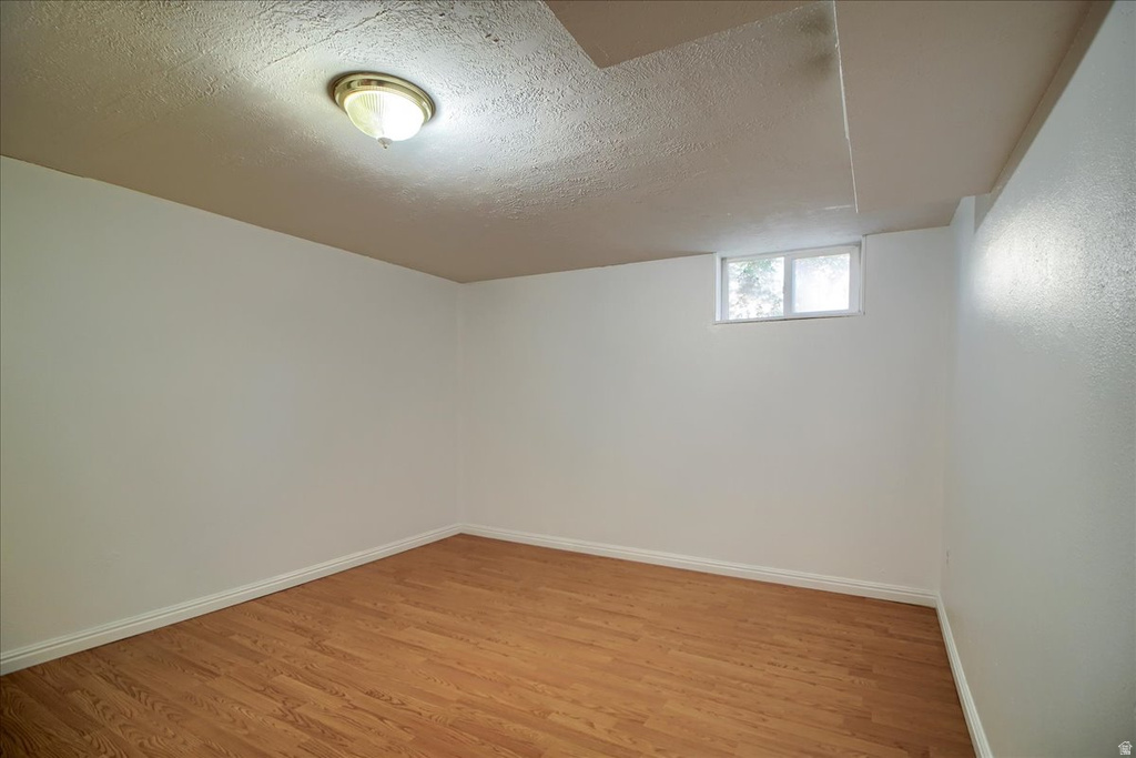 1453 S UTAHNA DR Salt Lake City, UT 84104