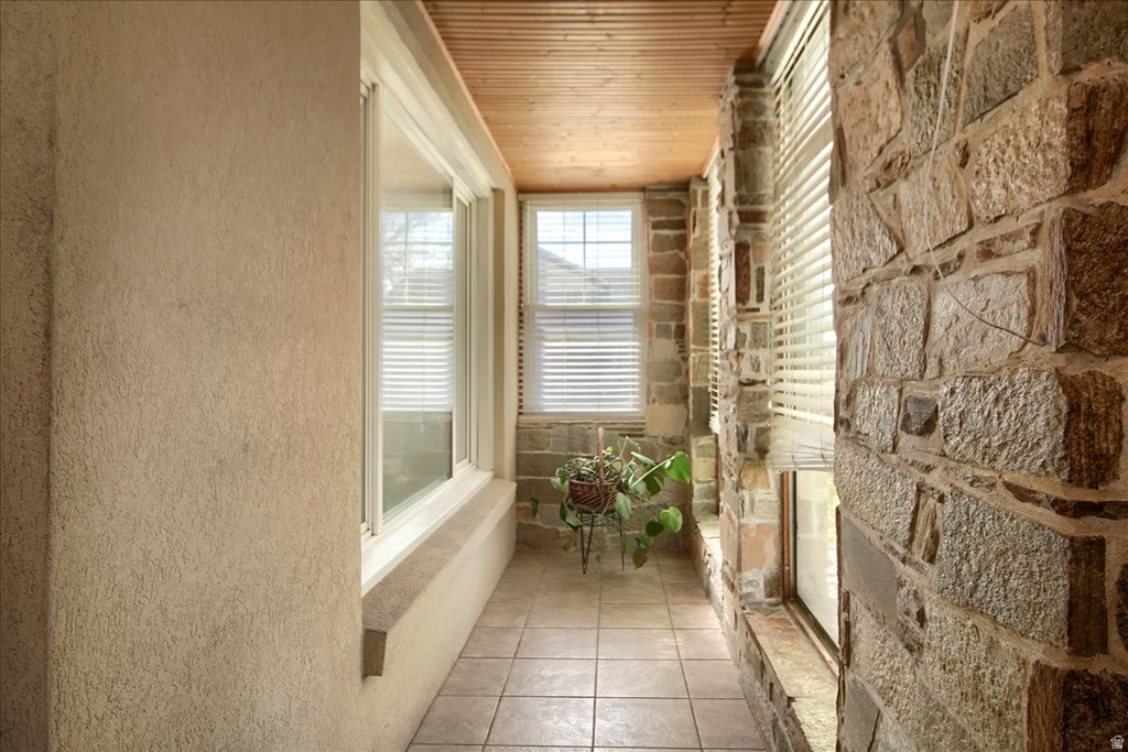 1453 S UTAHNA DR Salt Lake City, UT 84104