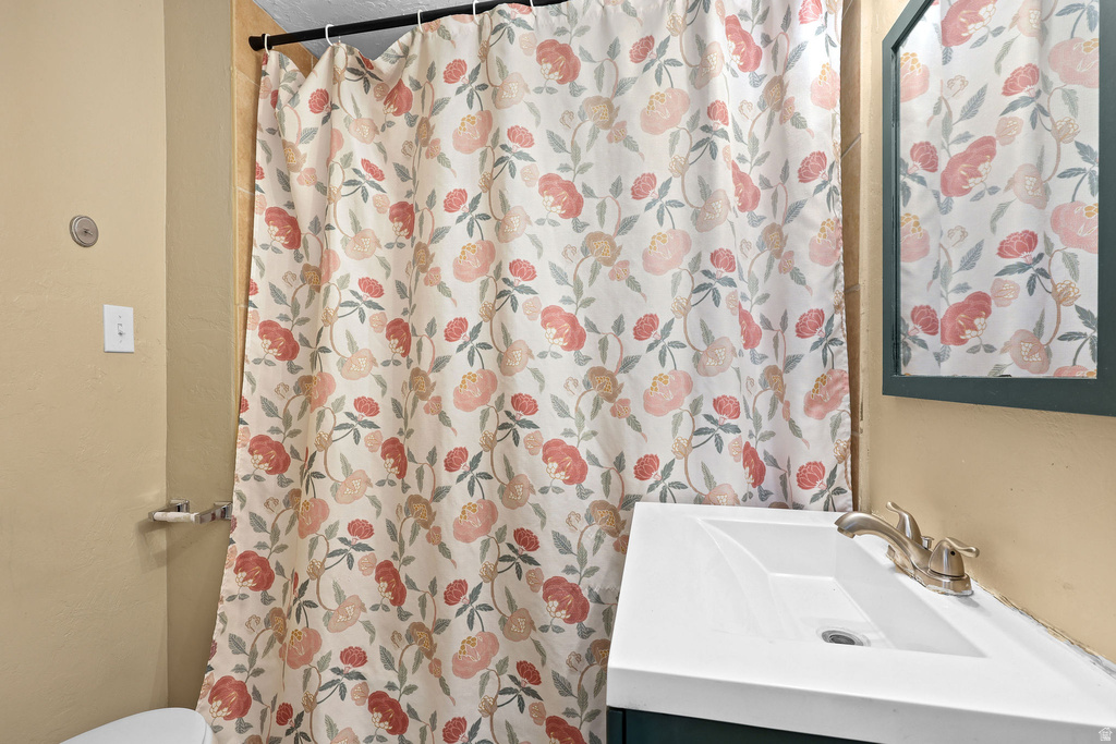 1302 E SWAN Ogden, UT 84401