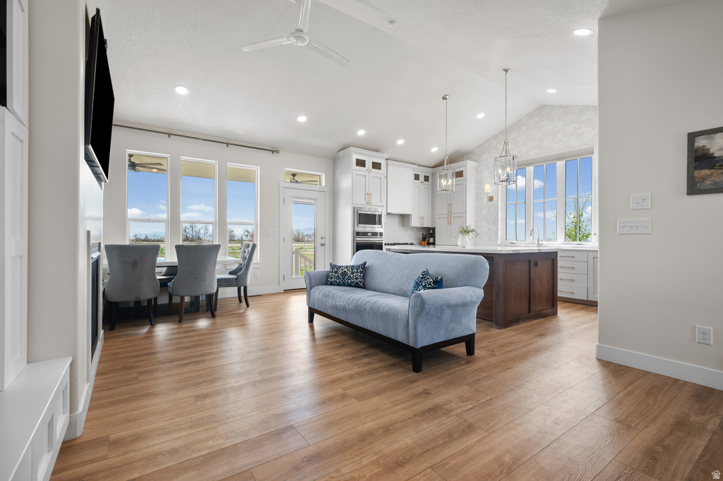 4817 W 50 S West Point, UT 84015