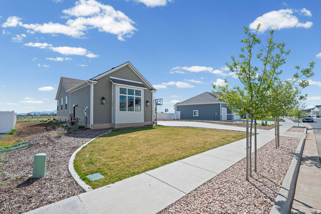 4817 W 50 S West Point, UT 84015