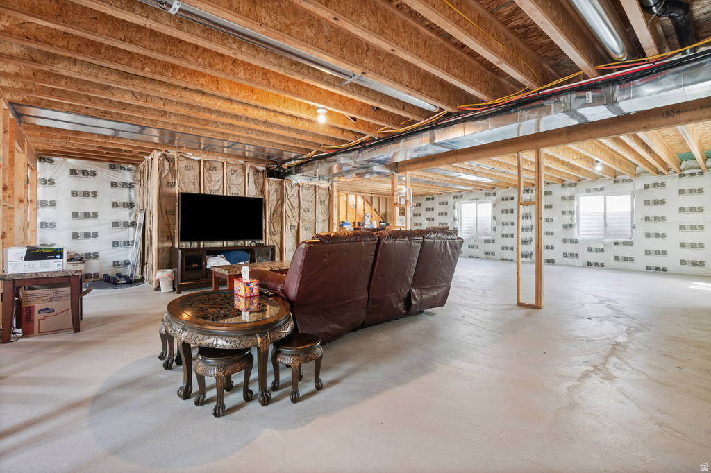 4817 W 50 S West Point, UT 84015