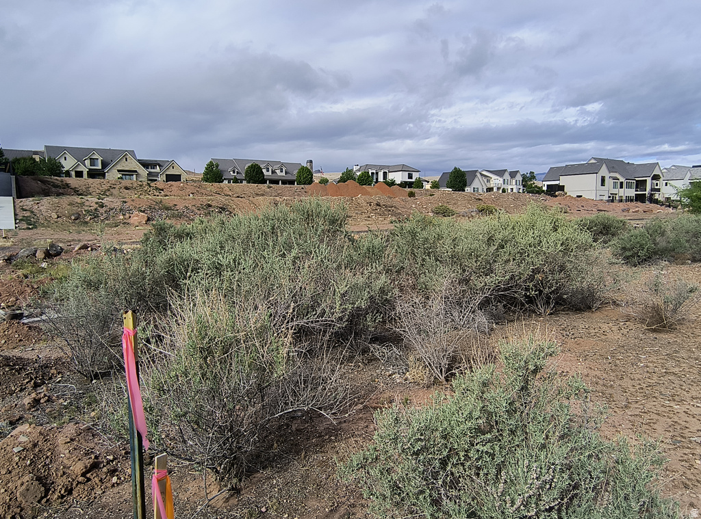 1380 N SYCAMORE DR Santa Clara, UT 84765