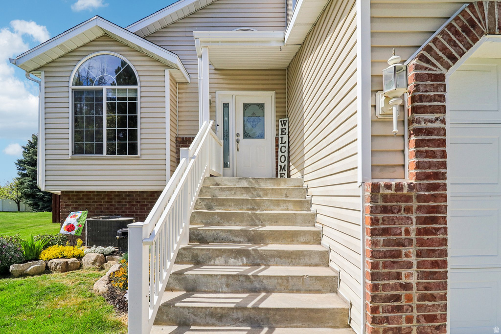 2119 N 2360 W Clinton, UT 84015