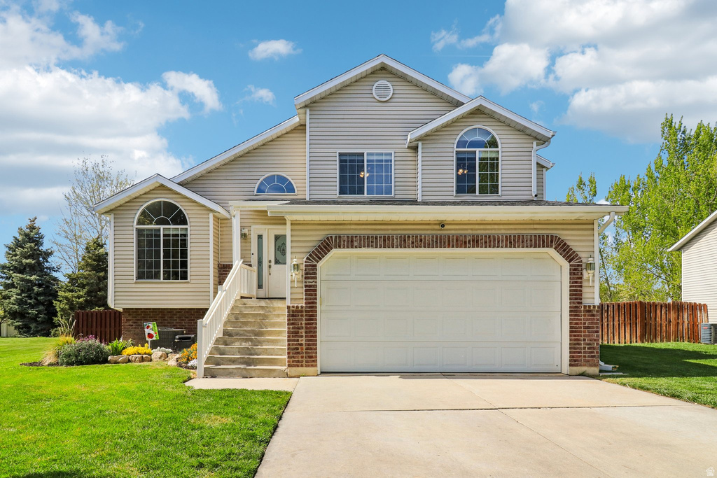 2119 N 2360 W Clinton, UT 84015