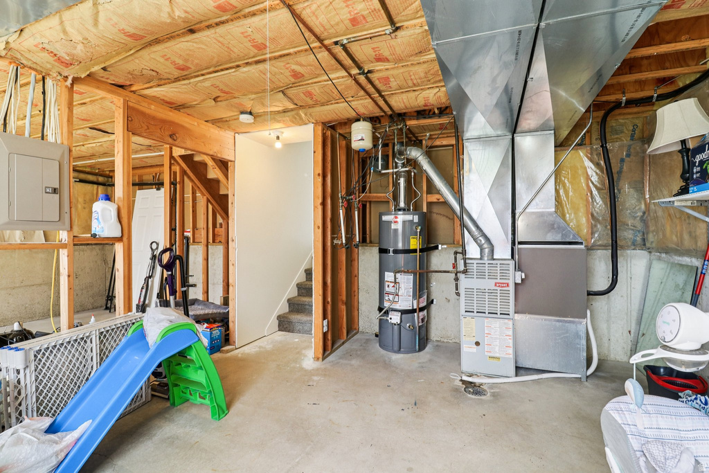 2119 N 2360 W Clinton, UT 84015