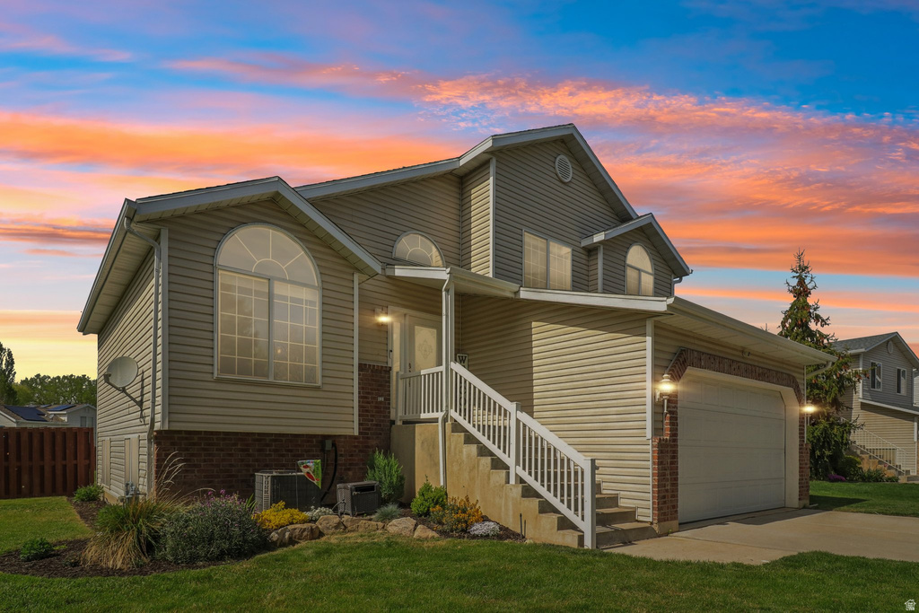 2119 N 2360 W Clinton, UT 84015