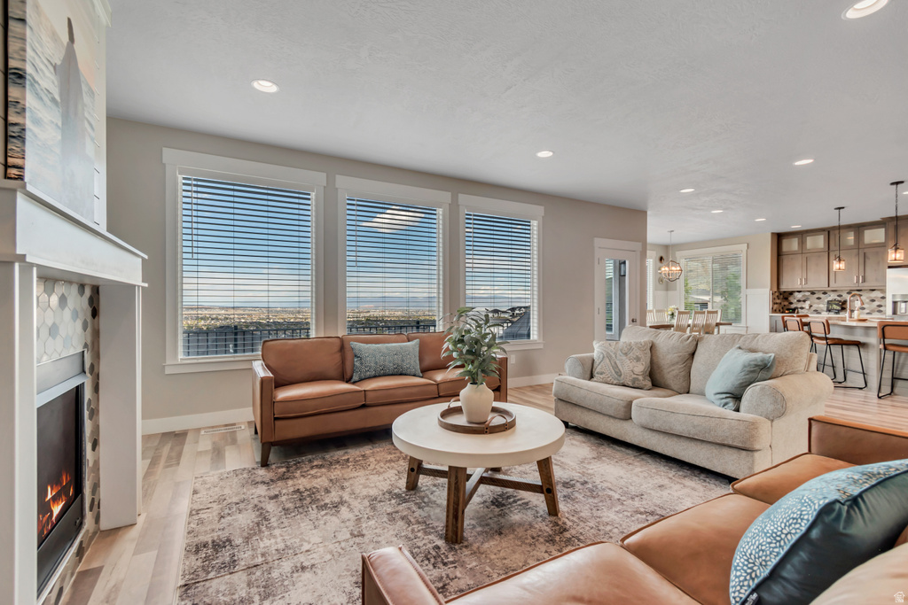 6628 W SKY BIRD CIR Herriman, UT 84096