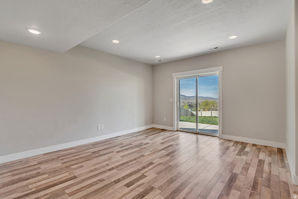 6628 W SKY BIRD CIR Herriman, UT 84096