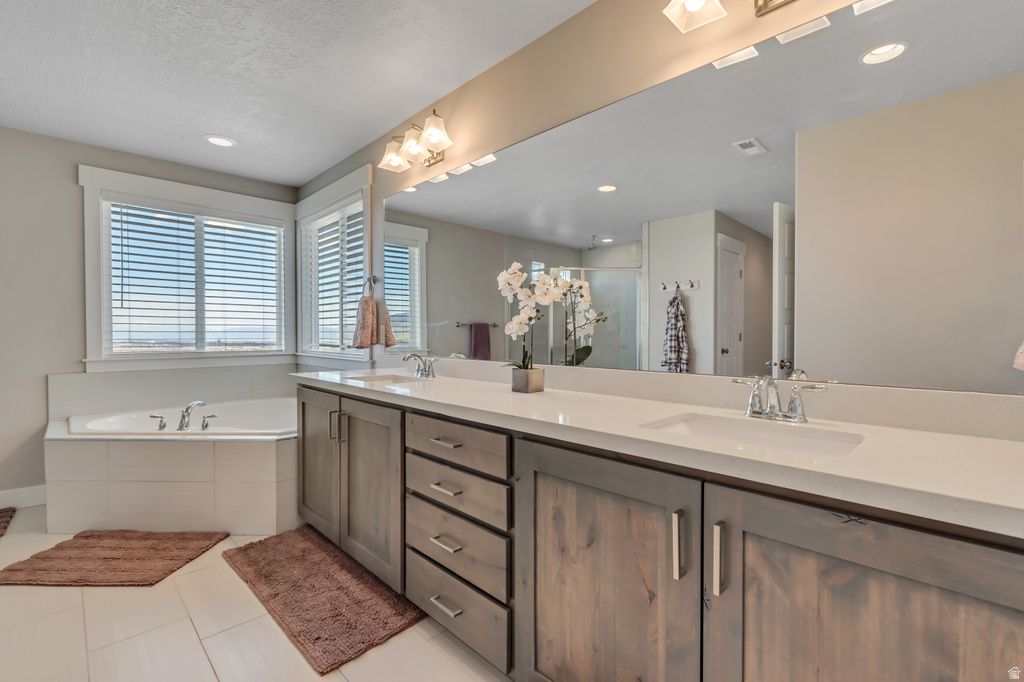 6628 W SKY BIRD CIR Herriman, UT 84096