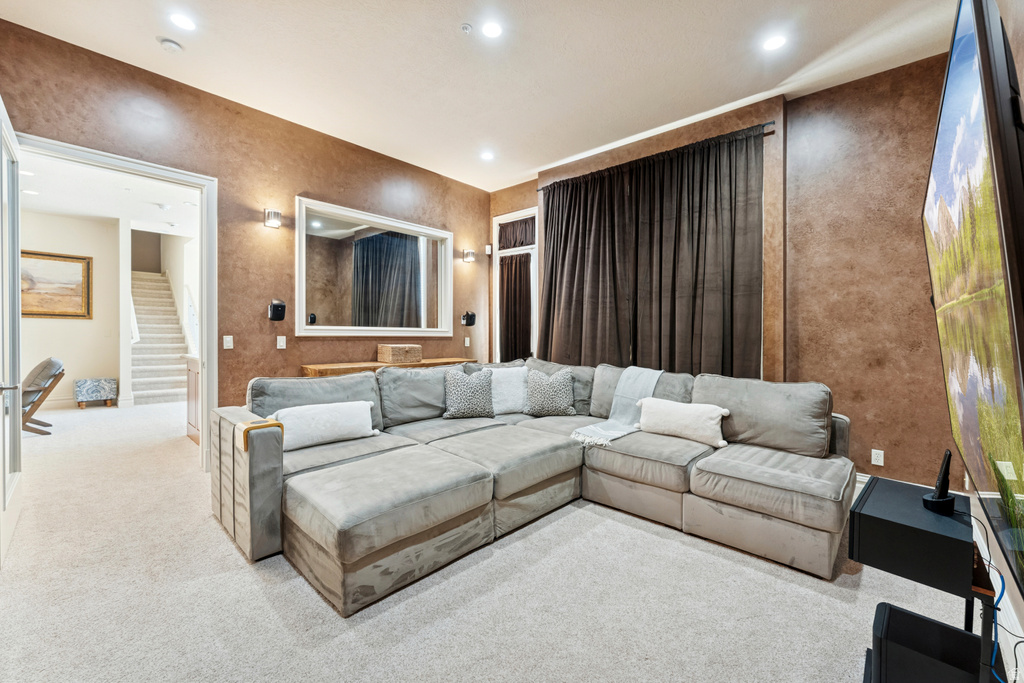 281 N ALMOND ST Salt Lake City, UT 84103