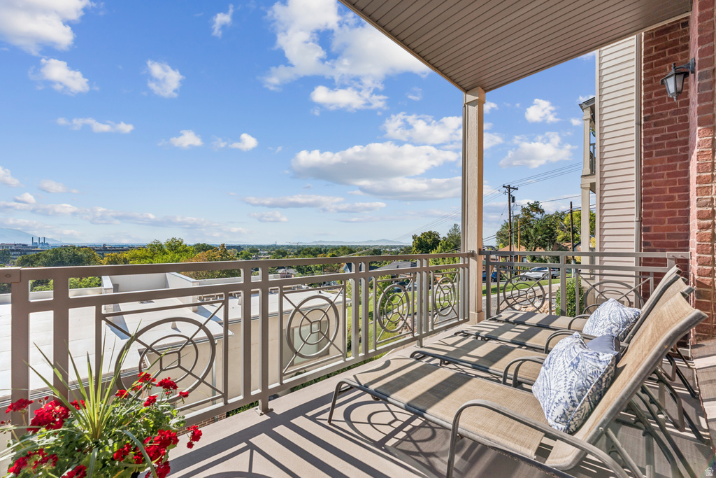 281 N ALMOND ST Salt Lake City, UT 84103