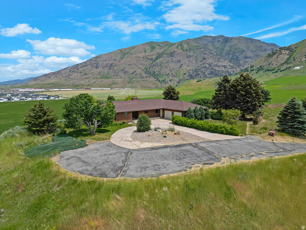 777 E 6600 S Hyrum, UT 84319