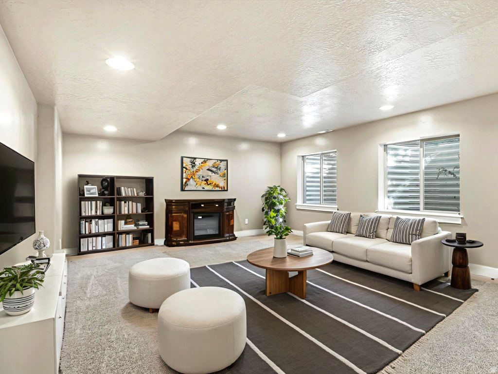 3257 W STOKER CV South Jordan, UT 84095